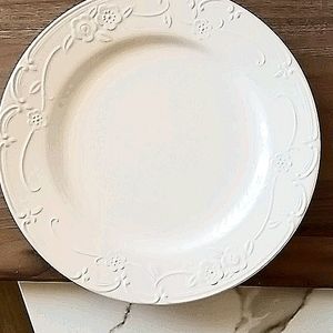 10 Dinner Plates Angelica by WBACH